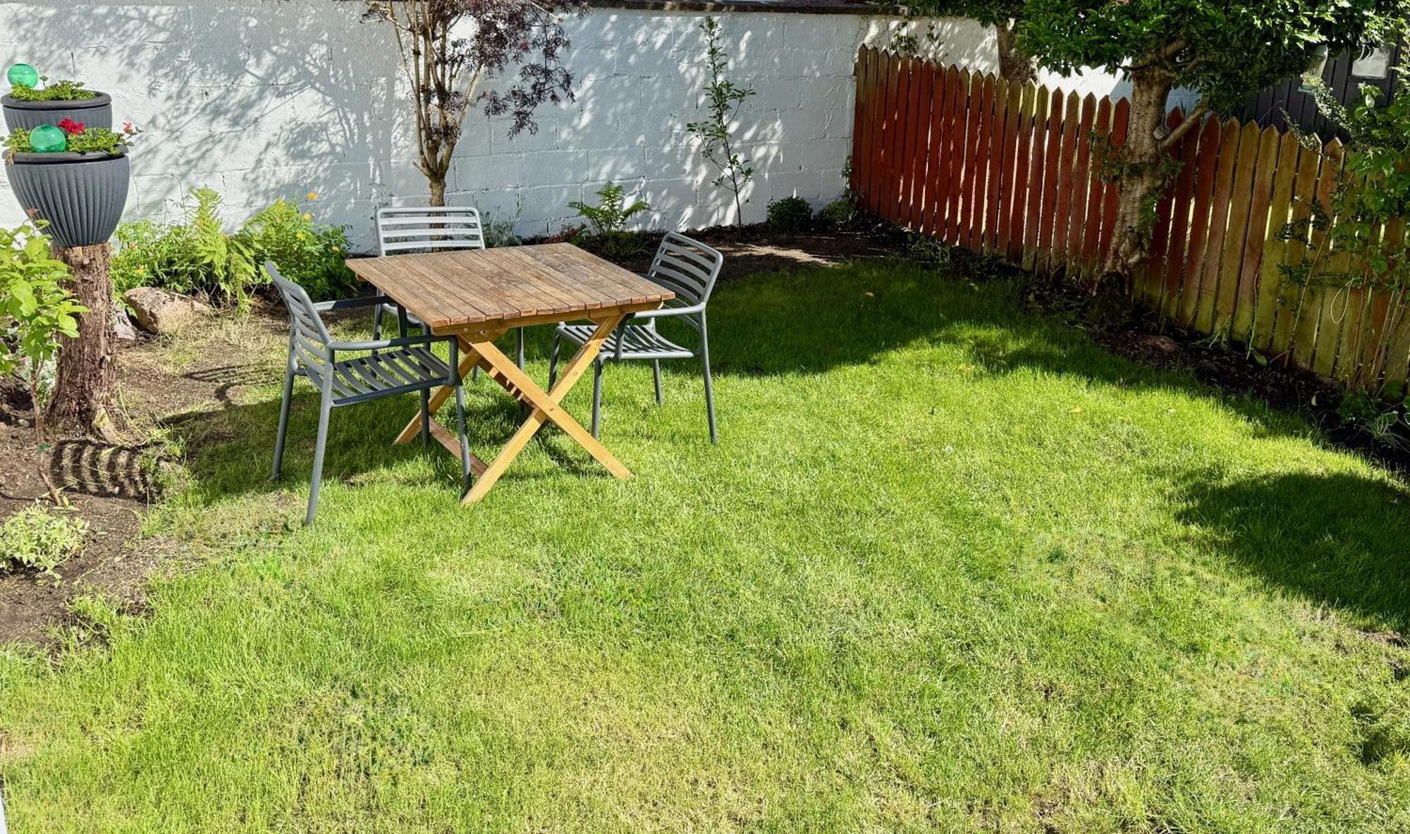 Apartment Rosebery House In Quiet Area Of Centre Inverness