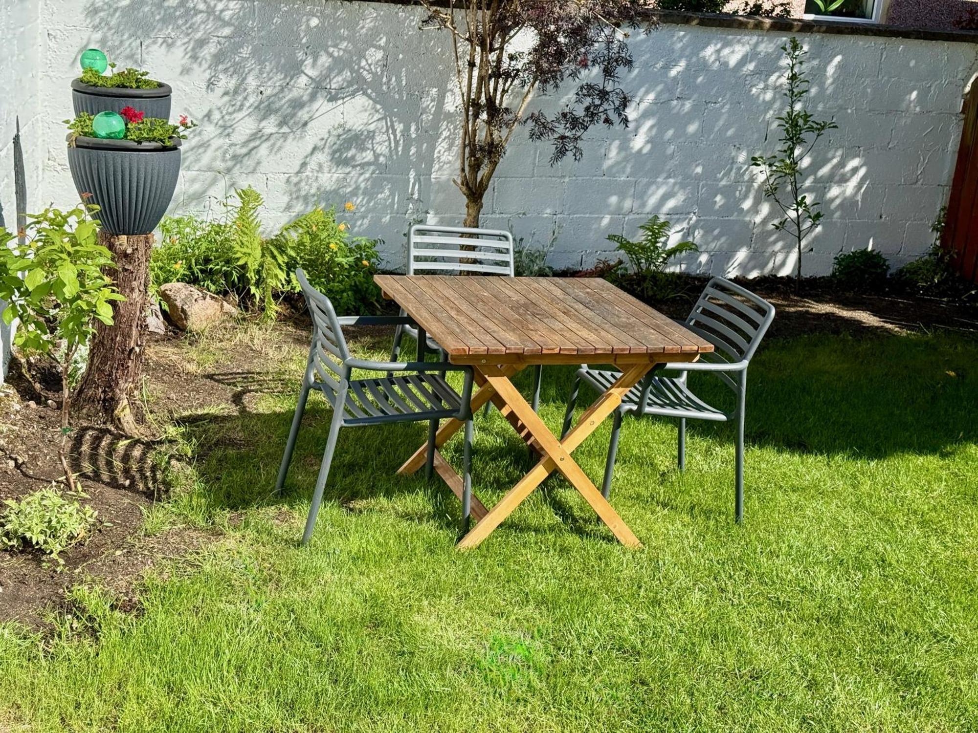 Rosebery House In Quiet Area Of Centre * Inverness